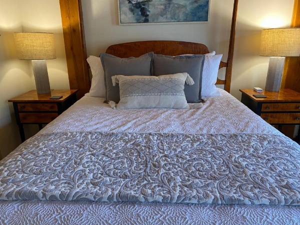 Spouter Inn Bed & Breakfast image 10